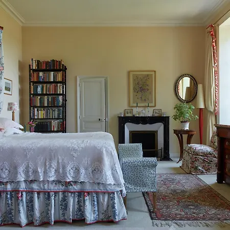 Domaine Maze Churchill Bed & Breakfast Burie