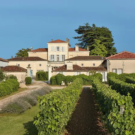 Domaine Maze Churchill Bed & Breakfast