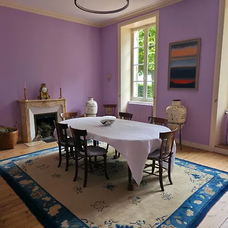 Domaine Maze Churchill Oda ve Kahvaltı